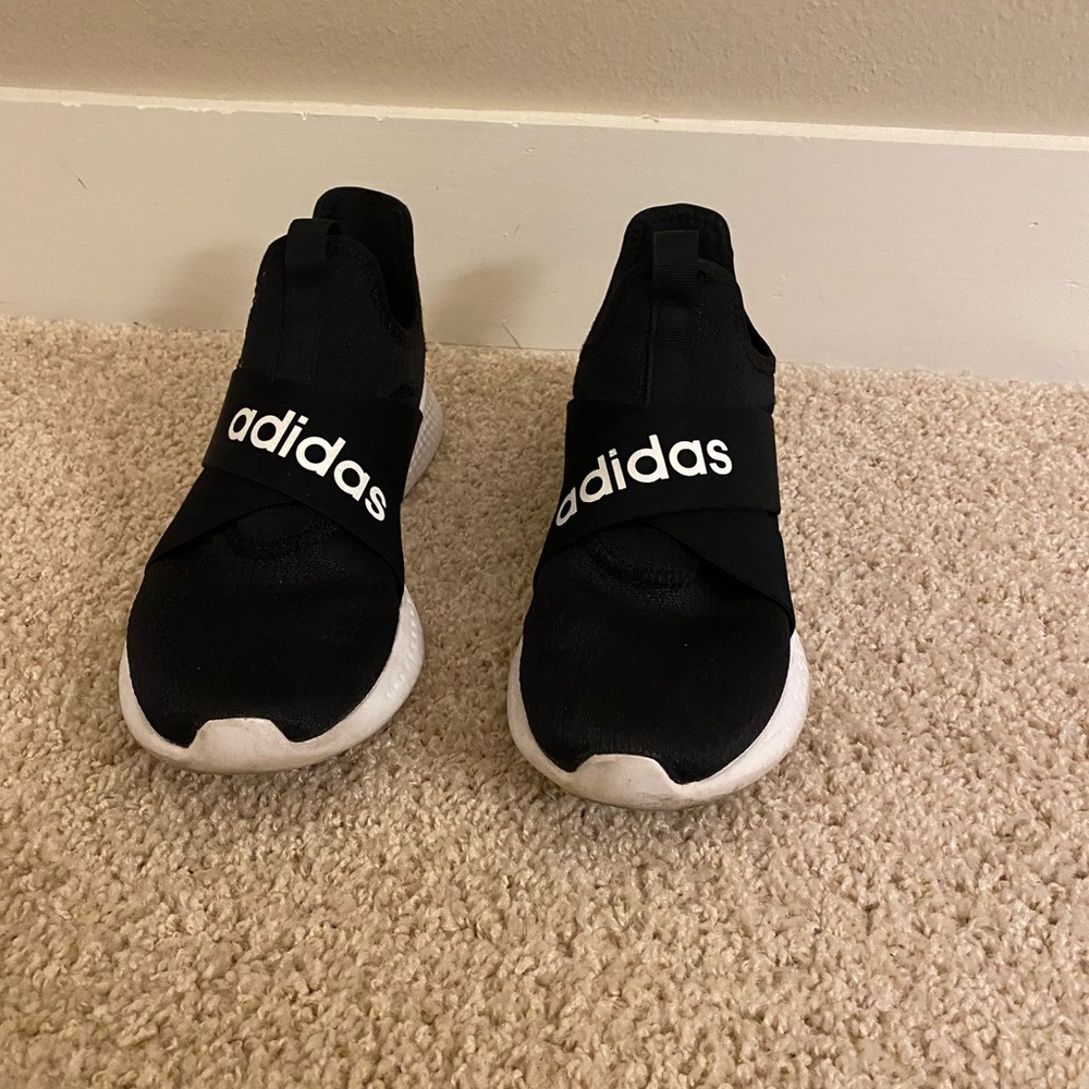 Women Adidas slip on walking shoe